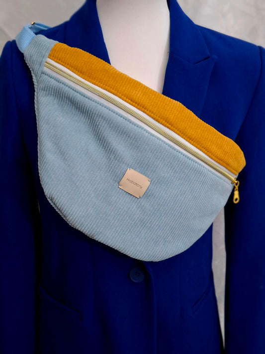 Bauchtasche aus Cord Blau, Senf mit geometrischem Futter