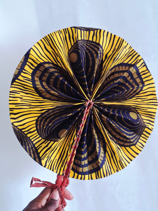 Faltbare Handfächer aus Waxprint